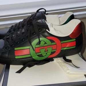 Brand New Gucci Black Leather Sneakers Interlocking G Red and Green